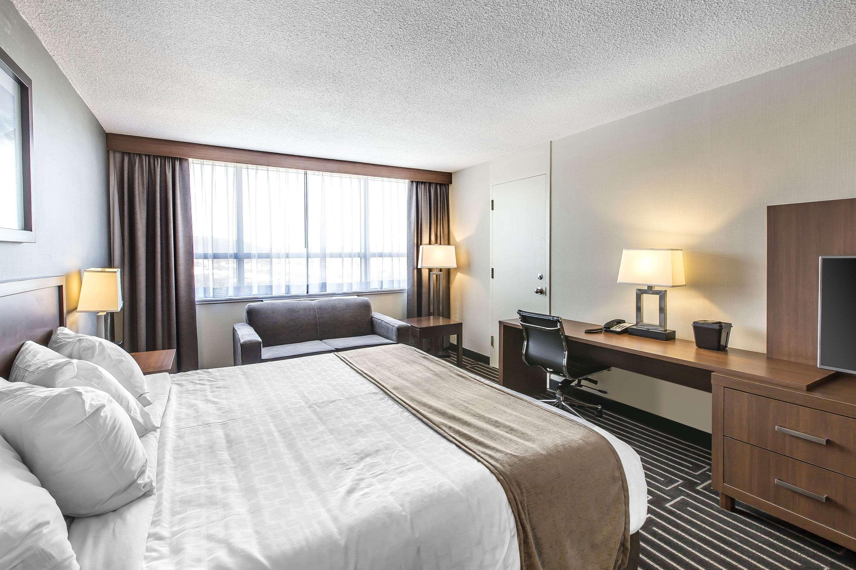 קורנר ברוק Quality Inn מראה חיצוני תמונה